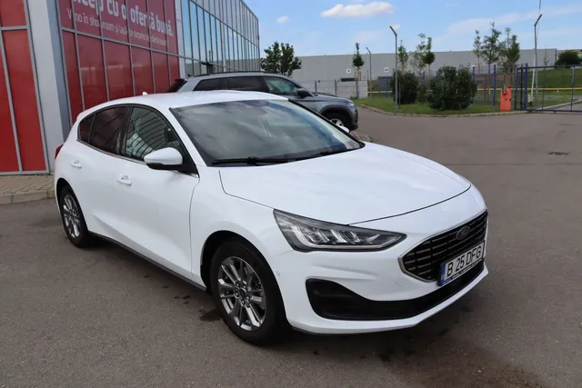 FORD FOCUS
