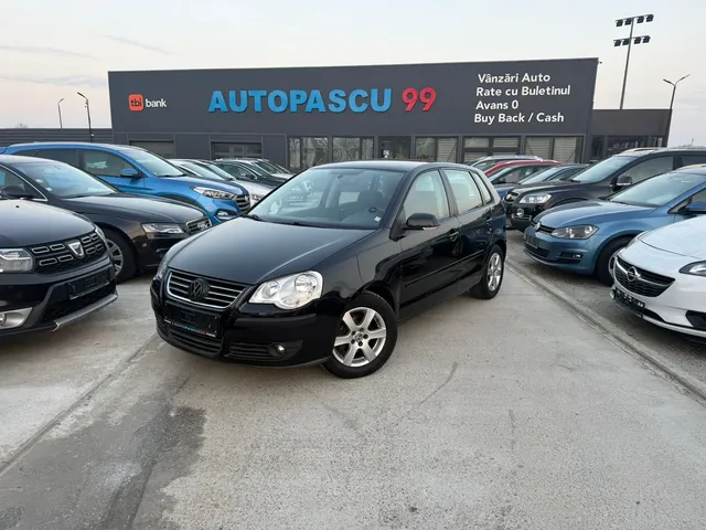 VOLKSWAGEN POLO