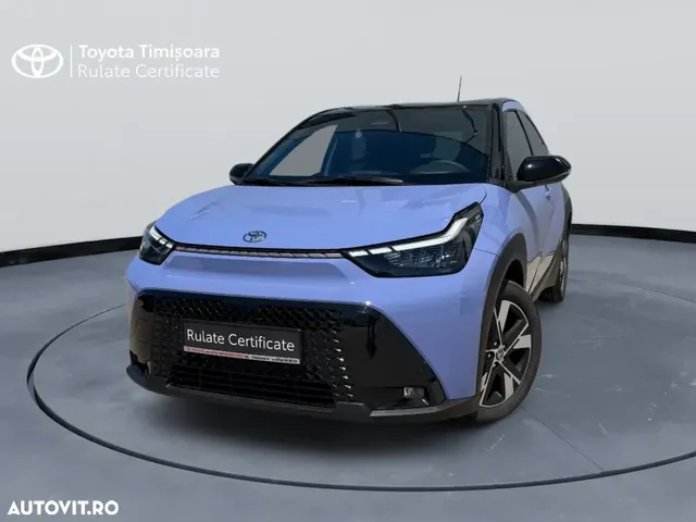 TOYOTA AYGO X
