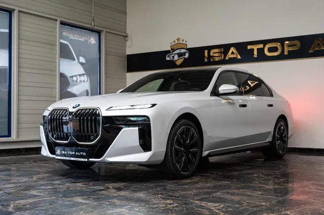 BMW 7 SERIES