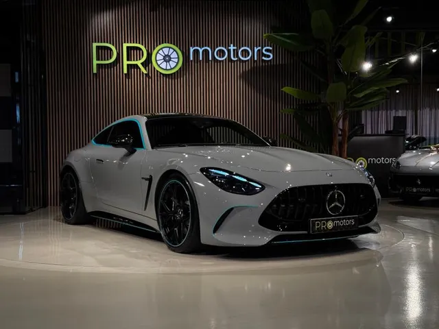 MERCEDES-BENZ AMG GT
