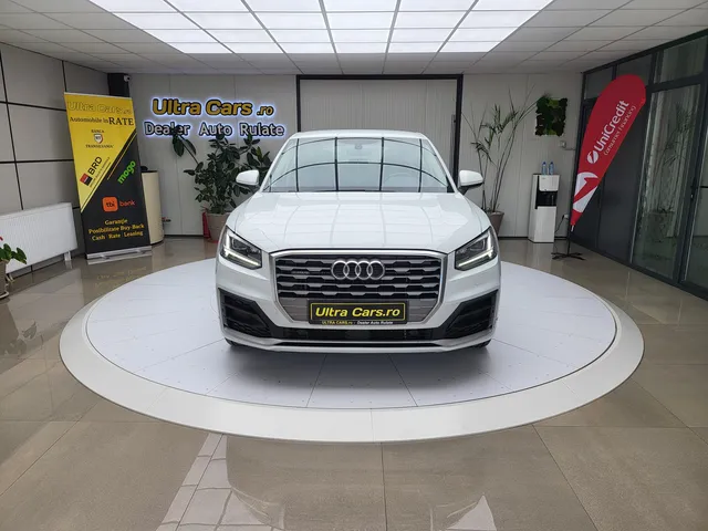 AUDI Q2