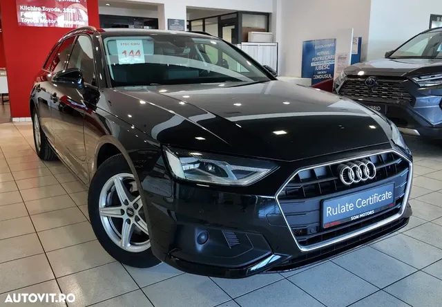 AUDI A4 AVANT