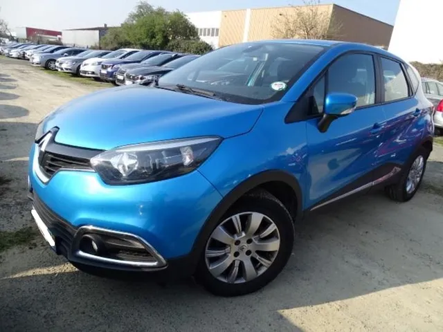RENAULT CAPTUR