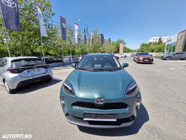 TOYOTA YARIS CROSS
