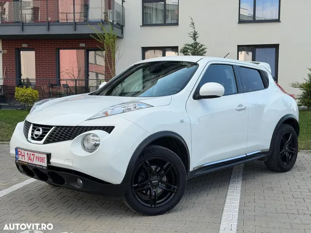 NISSAN JUKE