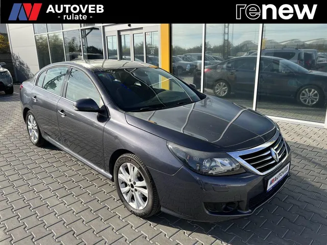 RENAULT LATITUDE