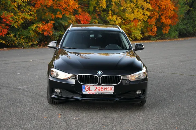 BMW 3 SERIES