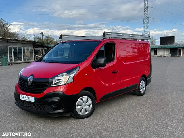 RENAULT TRAFIC