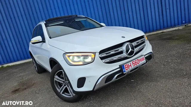 MERCEDES-BENZ GLC