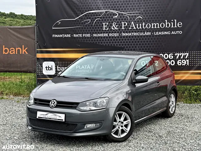 VOLKSWAGEN POLO