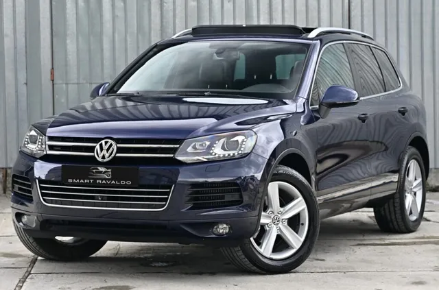 VOLKSWAGEN TOUAREG