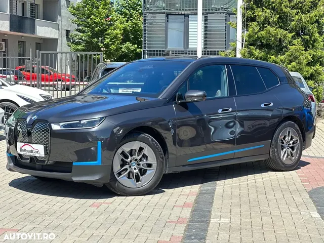BMW IX