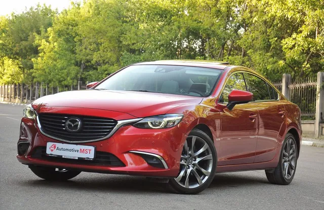 MAZDA 6
