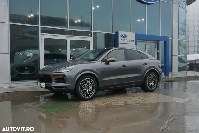 PORSCHE CAYENNE COUPE