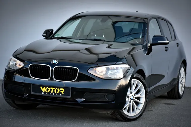 BMW 1 SERIES