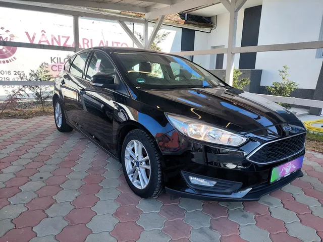FORD FOCUS