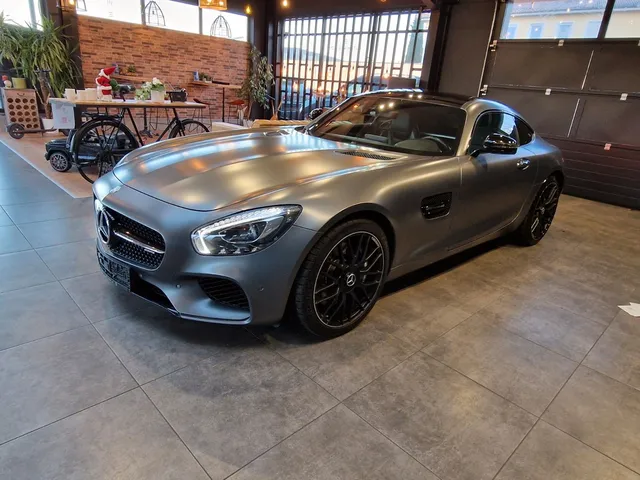 MERCEDES-BENZ AMG GT