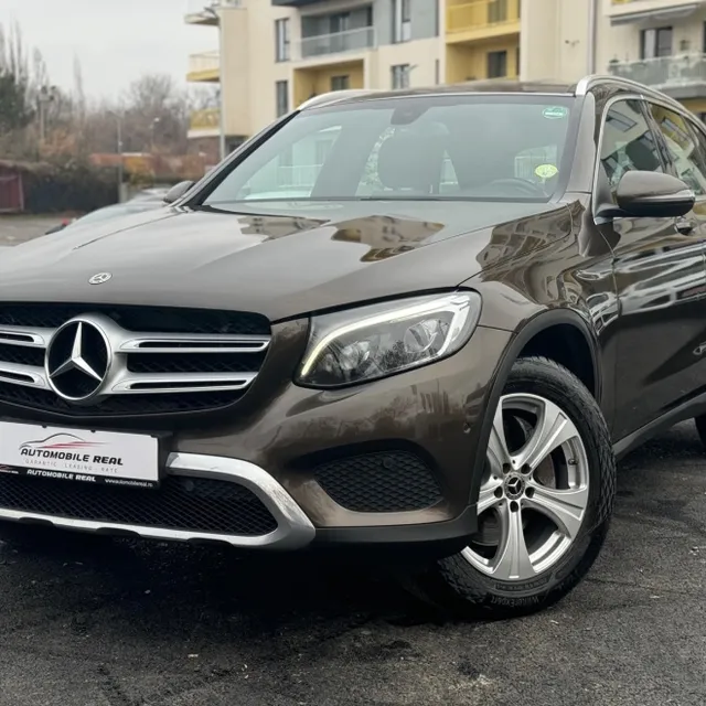 MERCEDES-BENZ GLC