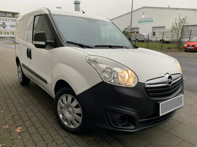 OPEL COMBO