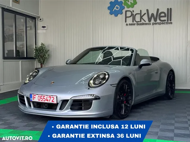 PORSCHE 911