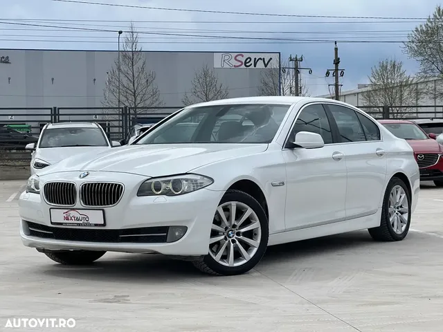 BMW 5 SERIES