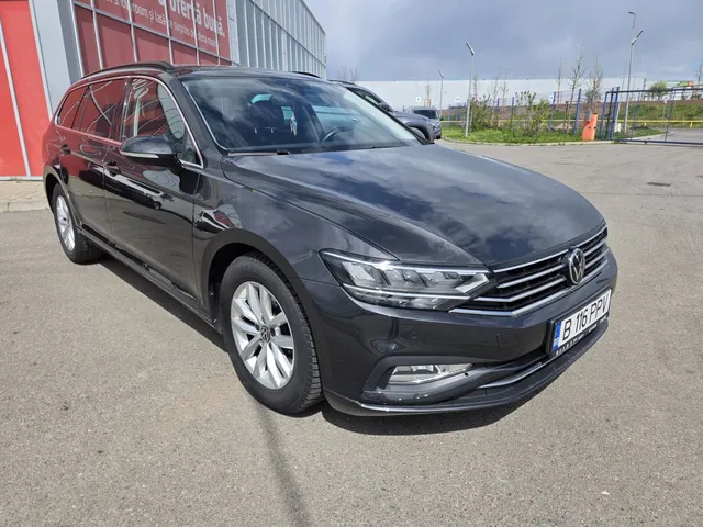 VOLKSWAGEN PASSAT