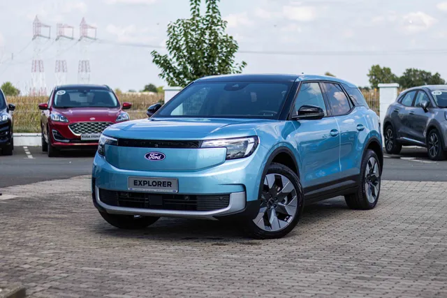 FORD EXPLORER