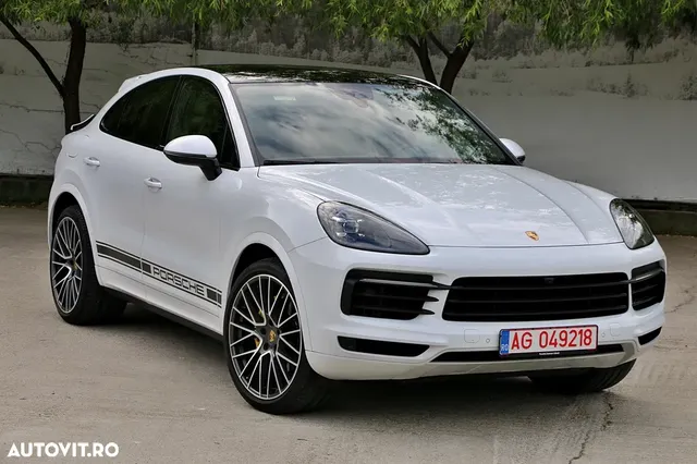 PORSCHE CAYENNE COUPE