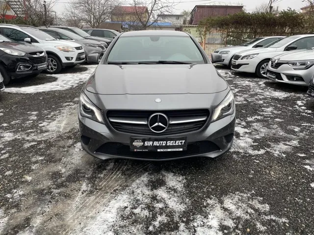 MERCEDES-BENZ CLA
