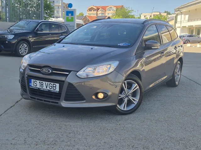 FORD FOCUS