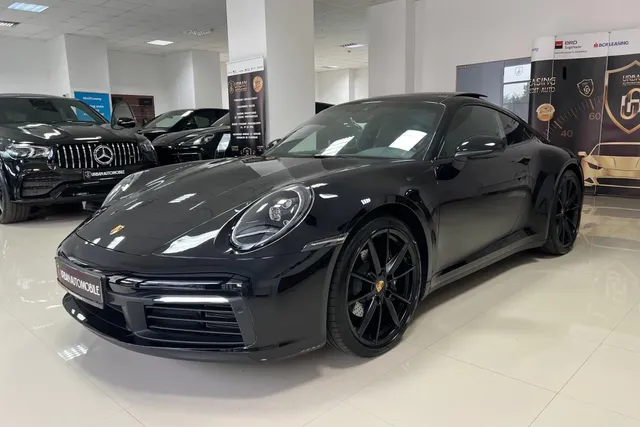 PORSCHE 911 CARRERA
