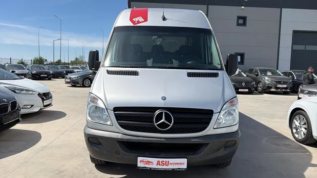 MERCEDES-BENZ SPRINTER