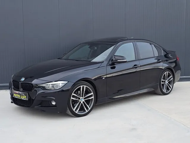 BMW 320I