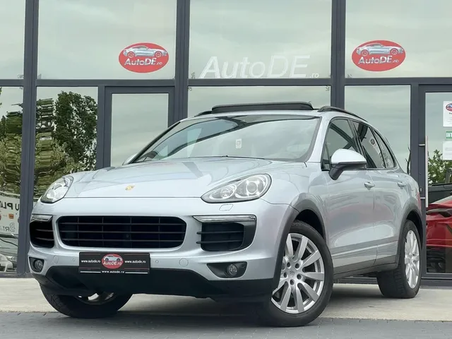 PORSCHE CAYENNE