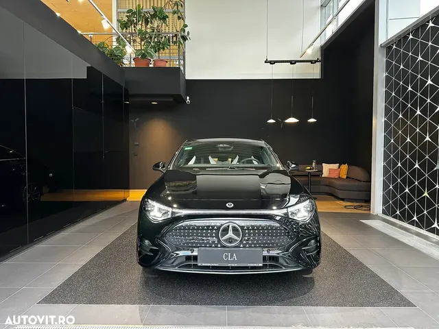 MERCEDES-BENZ CLA