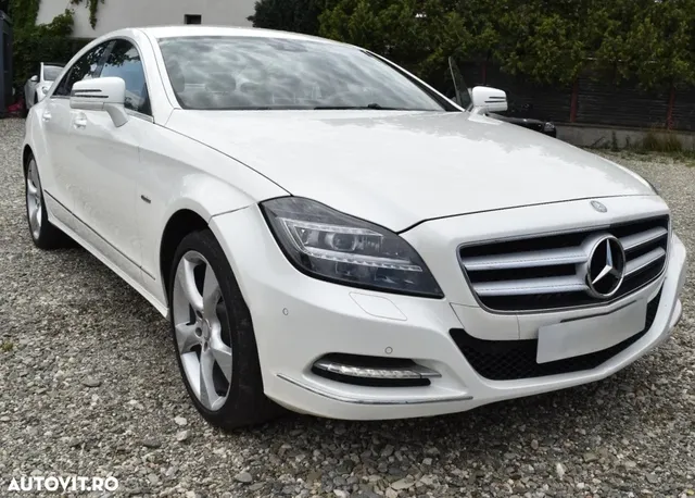 MERCEDES-BENZ CLS