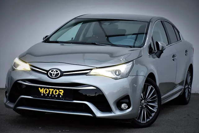 TOYOTA AVENSIS