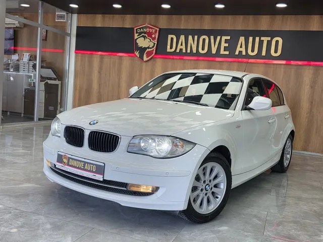 BMW 1 SERIES