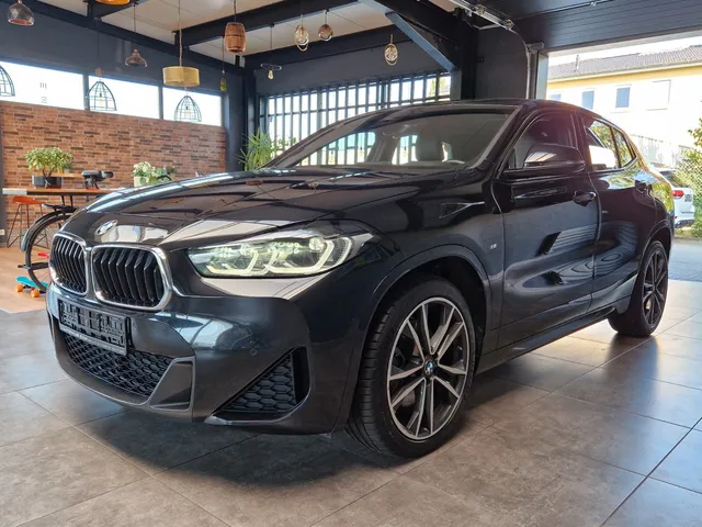 BMW X2