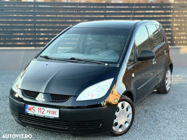 MITSUBISHI COLT