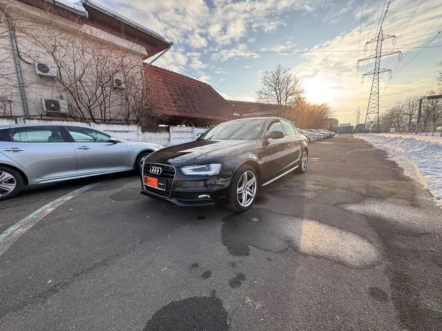 AUDI A4
