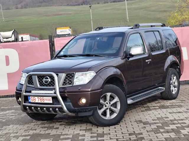 NISSAN PATHFINDER