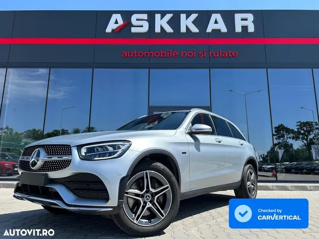 MERCEDES-BENZ GLC