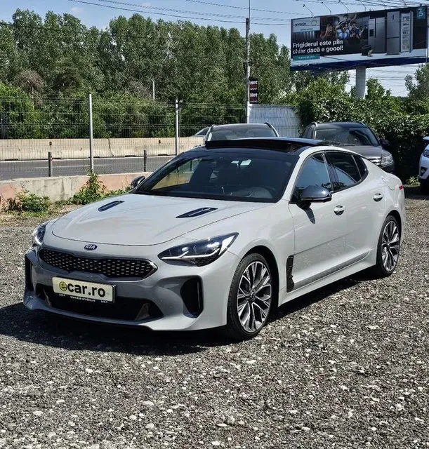 KIA STINGER