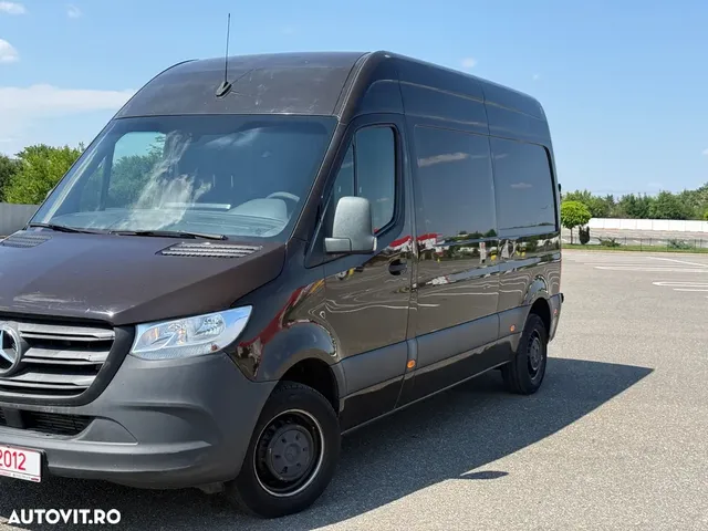 MERCEDES-BENZ SPRINTER