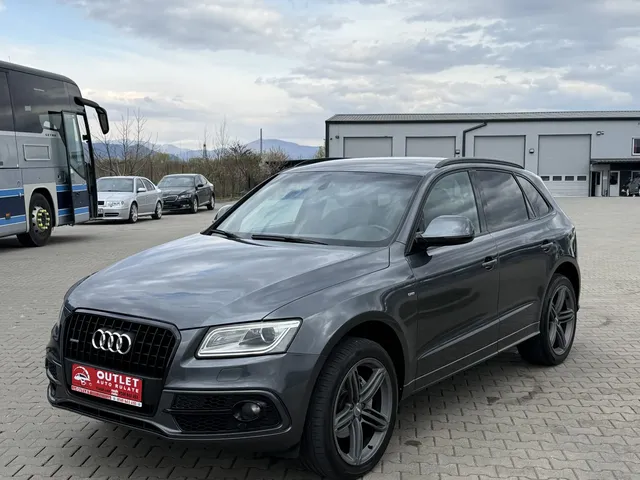 AUDI Q5