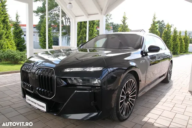 BMW 7 SERIES