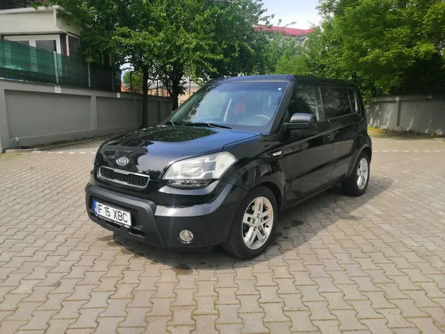 KIA SOUL