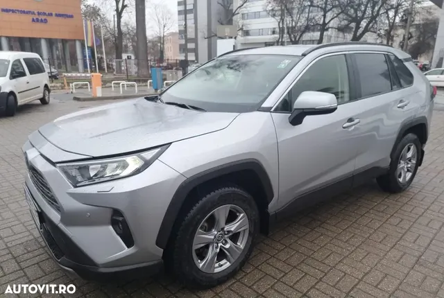 TOYOTA RAV4